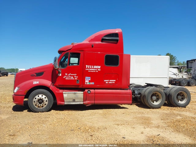 Peterbilt 587