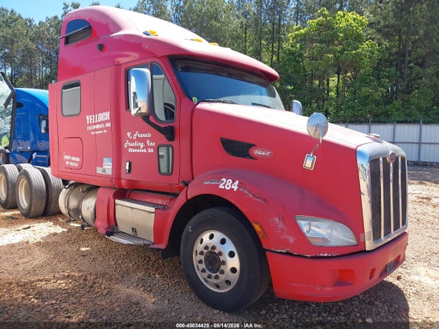 Peterbilt 587