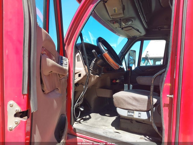 Peterbilt 587