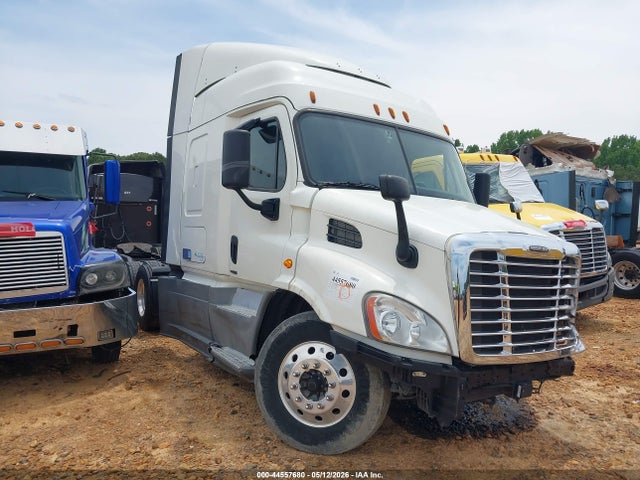 Freightliner Cascadia 113