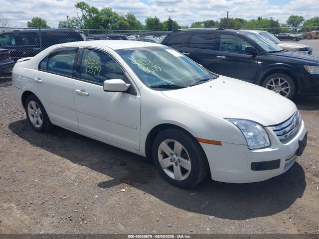 Salvage Ford Fusion Image