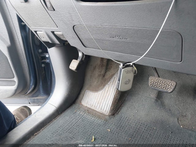 Toyota Sienna Xle Premium 8 Passenger