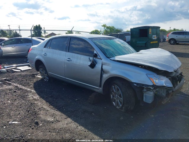 Toyota Avalon Xls
