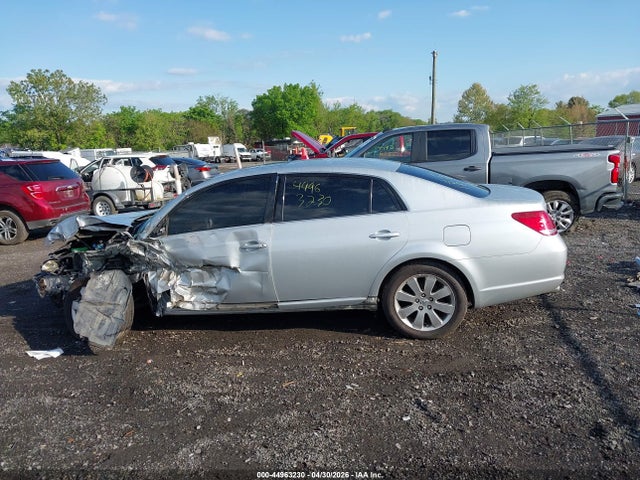 Toyota Avalon Xls