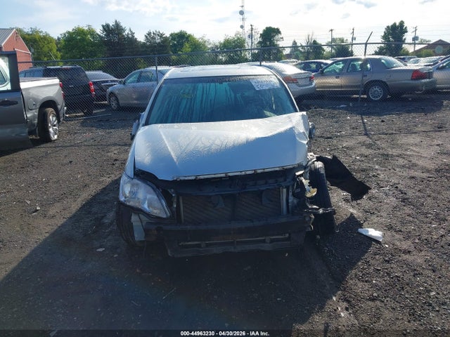 Toyota Avalon Xls
