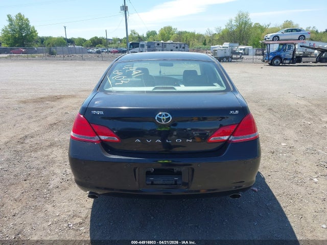Toyota Avalon Xls
