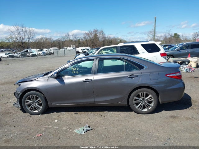 Toyota Camry Se