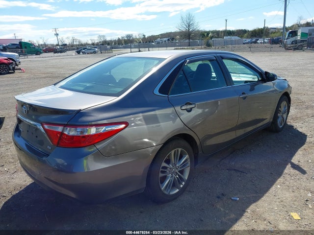 Toyota Camry Se