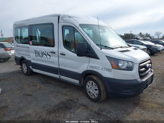 Salvage Ford Transit Image