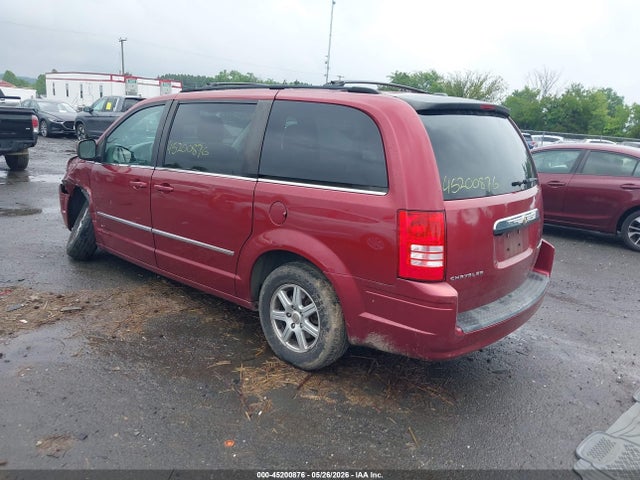 Chrysler Town & Country Touring