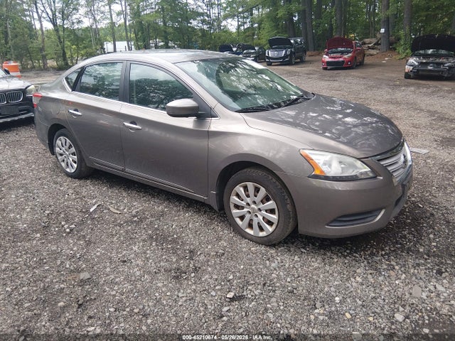 Salvage Nissan Sentra Image