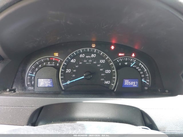 Toyota Camry Le