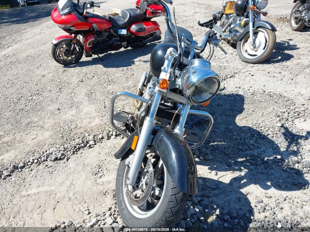 Victory Motorcycles Deluxe Touring