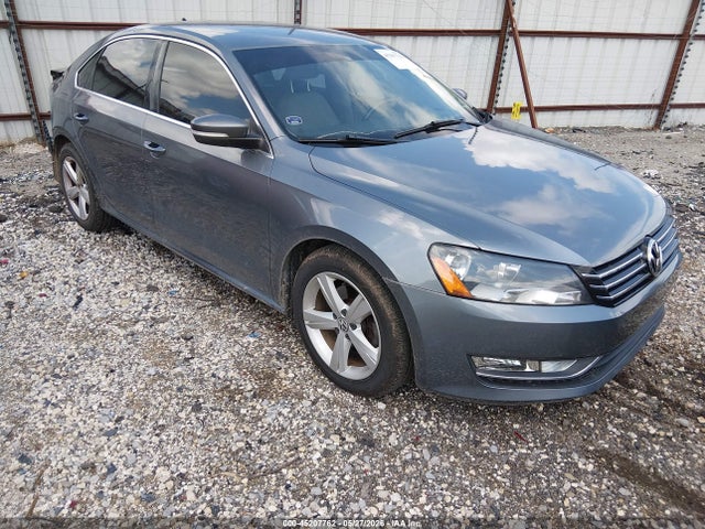 Salvage Volkswagen Passat Image