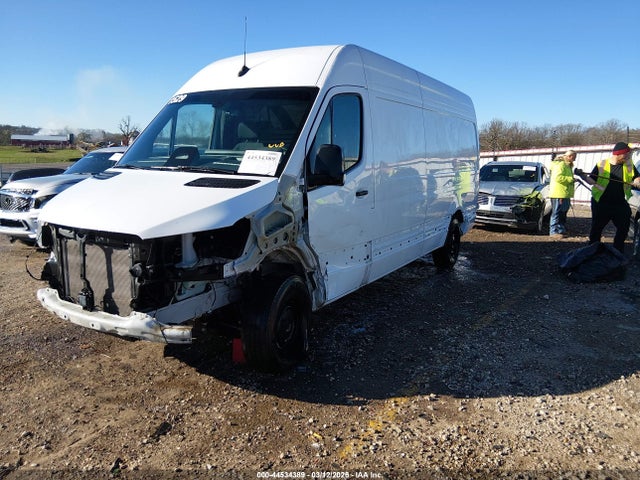 Mercedes-Benz Sprinter 2500 High Roof 4-cyl Diesel Ho