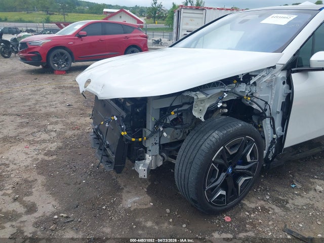 BMW iX Xdrive50