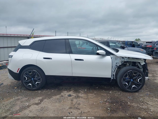 BMW iX Xdrive50