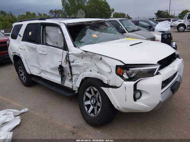 Salvage Toyota 4Runner Image