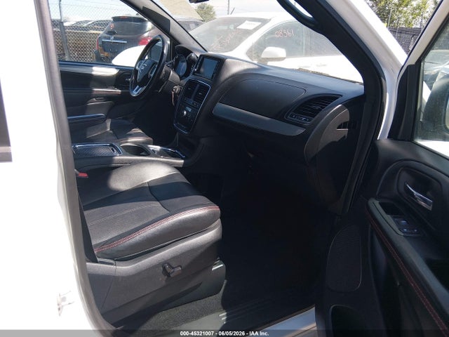 Dodge Grand Caravan Gt
