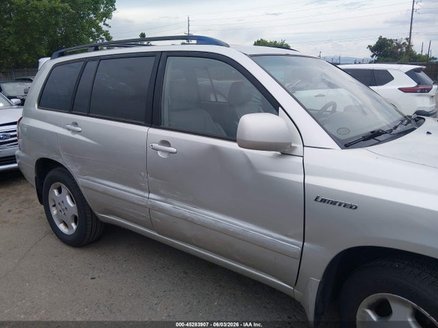Toyota Highlander Limited V6