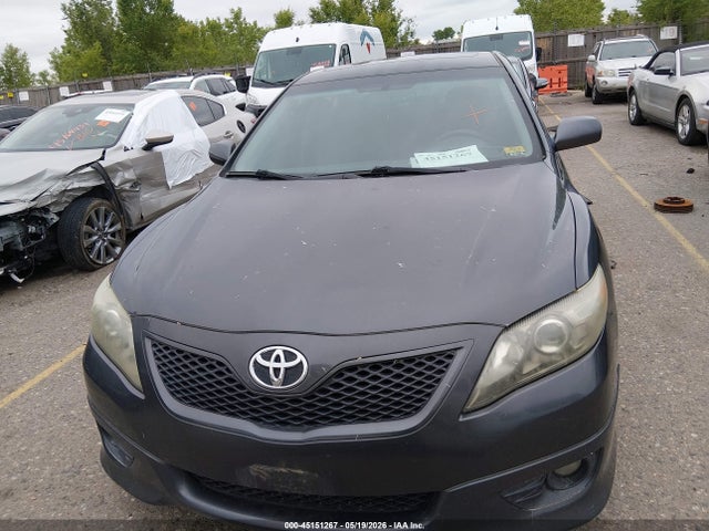 Toyota Camry Se V6