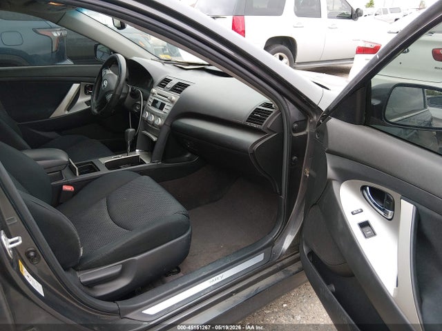 Toyota Camry Se V6