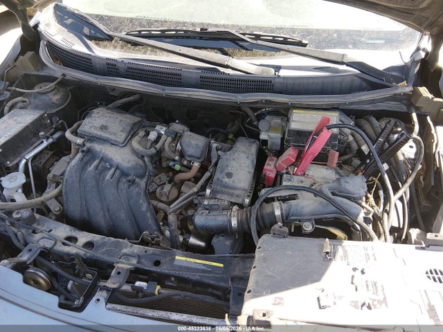 Nissan Versa 1.6 S