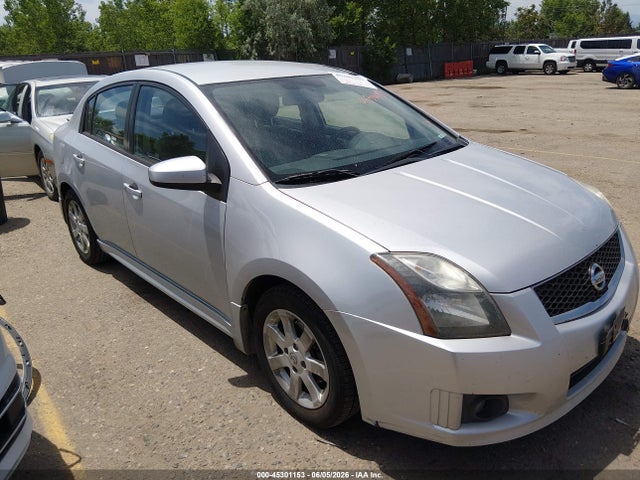 Salvage Nissan Sentra Image