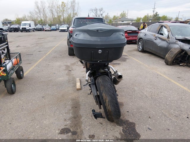 Yamaha Fz1 S
