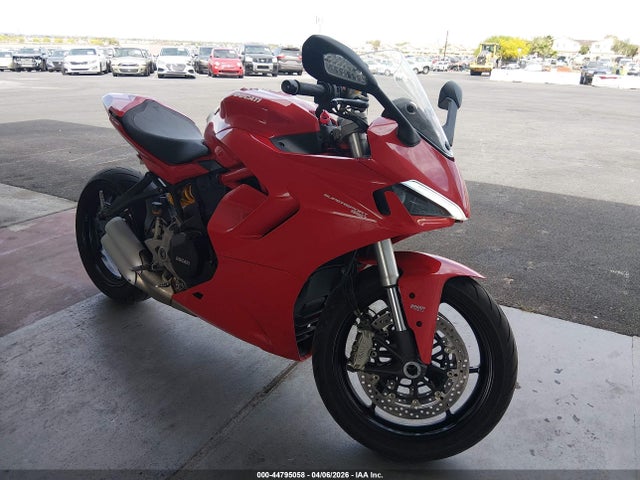 Salvage Ducati Supersport Image