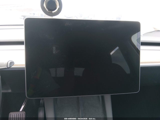 Tesla Model Y Rwd