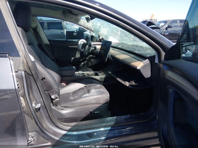 Tesla Model 3 Rear-wheel Drive