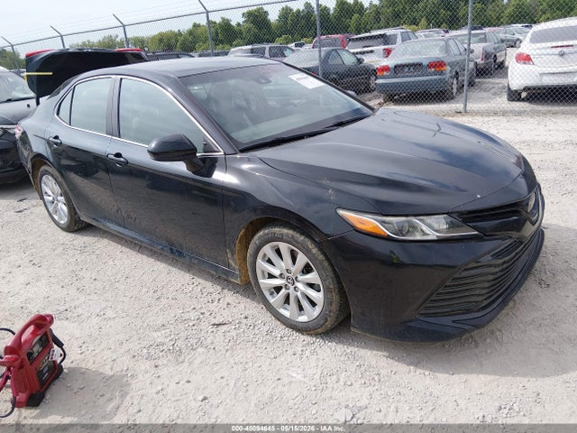 Salvage Toyota Camry Image
