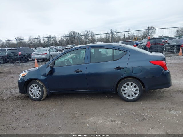 Nissan Versa 1.6 S