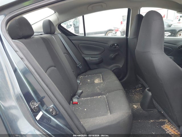 Nissan Versa 1.6 S