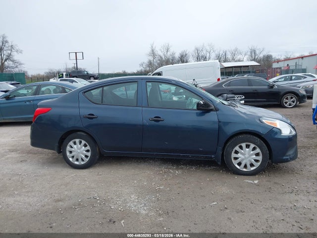 Nissan Versa 1.6 S