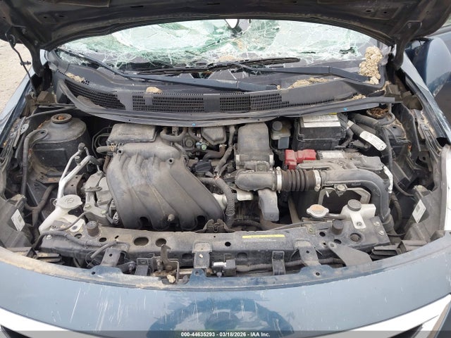 Nissan Versa 1.6 S