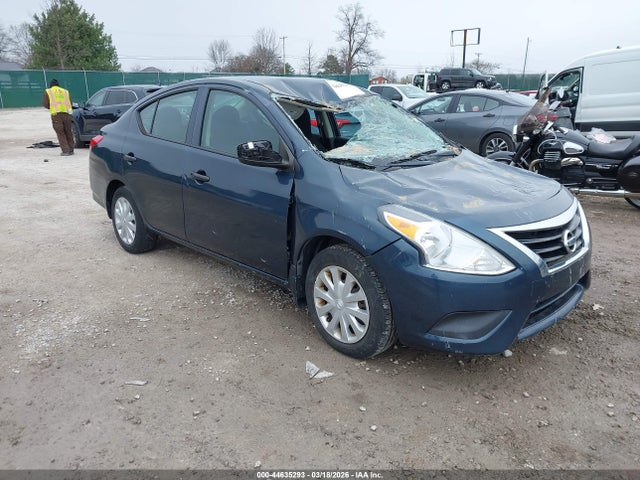 Salvage Nissan Versa Image
