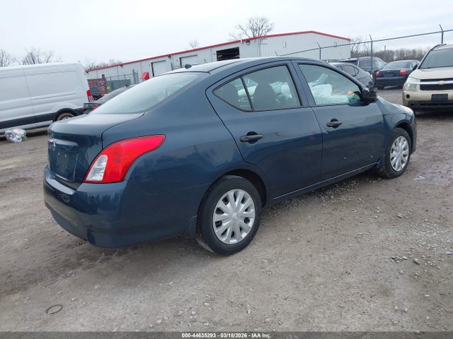 Nissan Versa 1.6 S