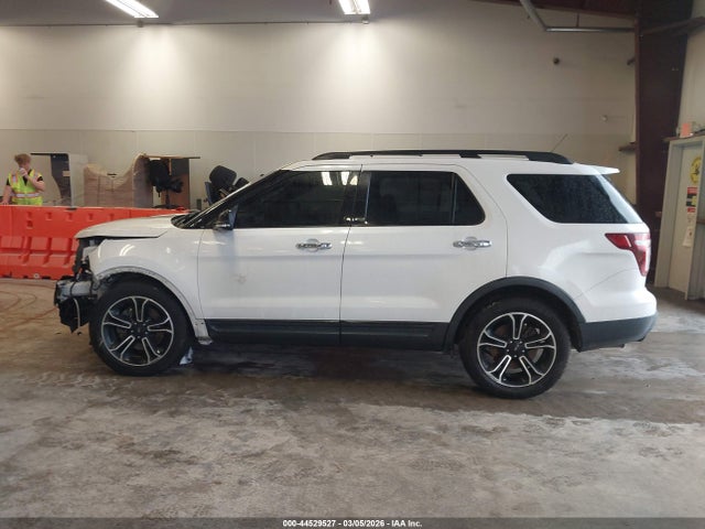 Ford Explorer Sport