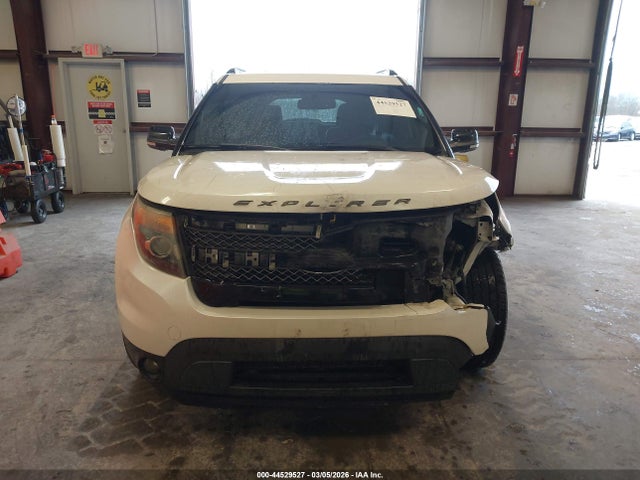 Ford Explorer Sport