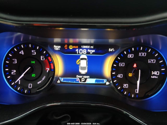 Chrysler 200 S