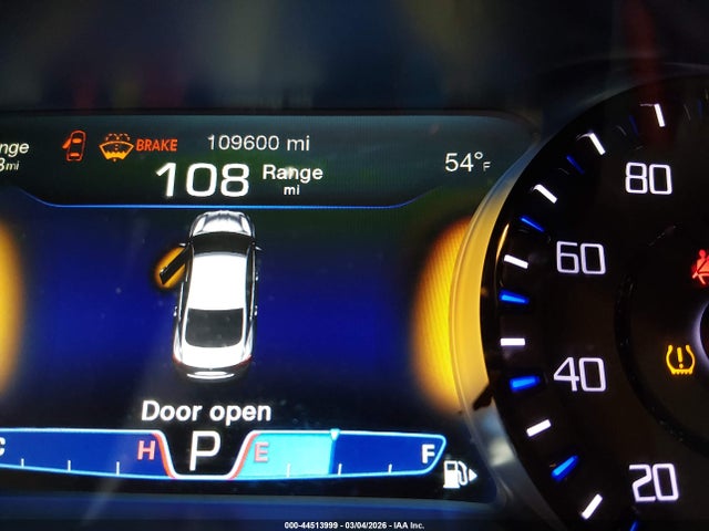 Chrysler 200 S