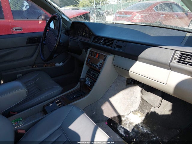 Mercedes-Benz 300 Ce