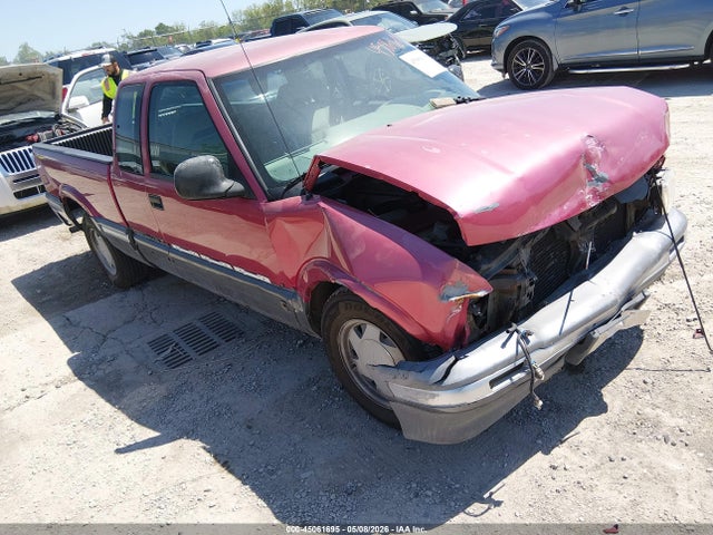 Salvage GMC Sonoma Image