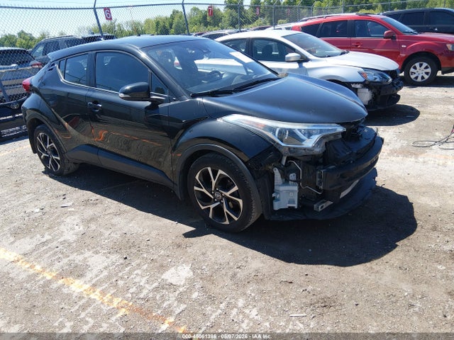 Salvage Toyota C-HR Image