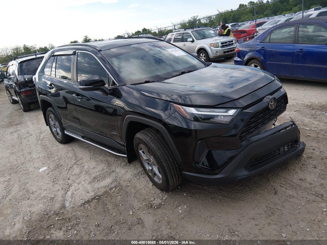 Salvage Toyota RAV4 Image