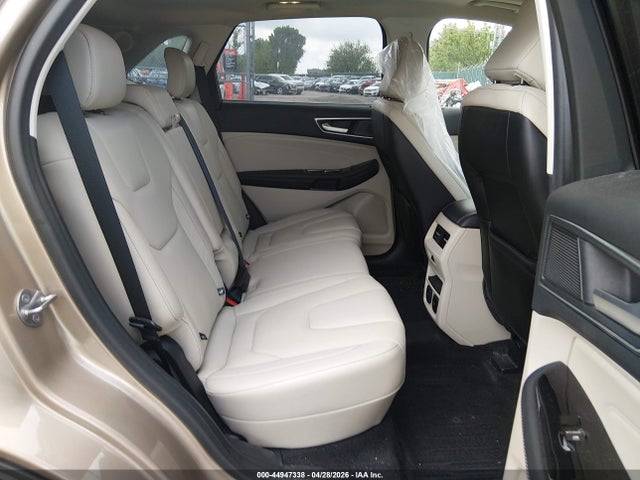 Ford Edge Titanium