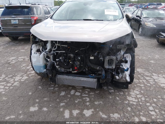 Ford Edge Titanium