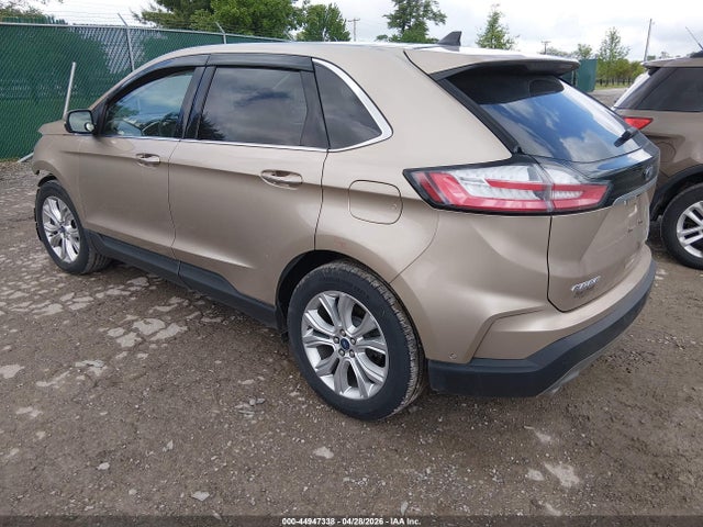 Ford Edge Titanium